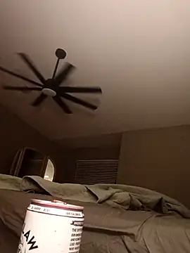 Snapshot of sarahkat86 chatting on October 11, 4:17 am sarahkat86 online show from October 11, 4:17 am