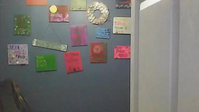 Snapshot of sarahkat86 chatting on October 24, 1:12 am sarahkat86 online show from October 24, 1:12 am