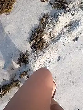 Snapshot of sarahkat86 chatting on October 17, 8:12 pm sarahkat86 online show from October 17, 8:12 pm