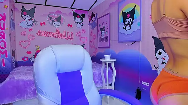 michell  petit  online show from September 20, 12:03 pm