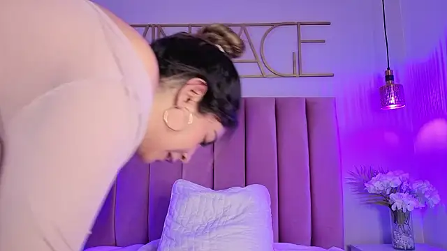 CristalHeart  online show from January 16, 2:35 pm