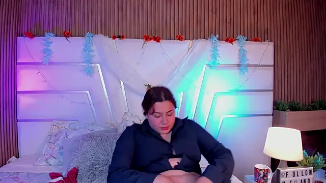 AdelaTaylor online show from September 26, 7:44 pm