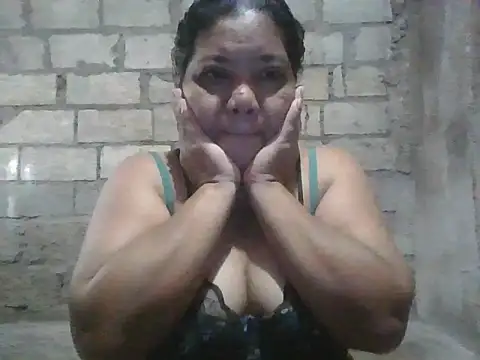 Snapshot of xxbernxxx chatting on October 13, 11:07 pm xxbernxxx online show from October 13, 11:07 pm