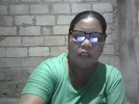 Snapshot of xxbernxxx chatting on September 24, 12:04 pm xxbernxxx online show from September 24, 12:04 pm