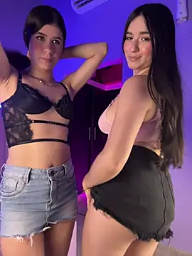 alejandrodolls online show from February 13, 8:10 pm