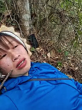 ngocngoc cute online show from March 31, 6:13 am