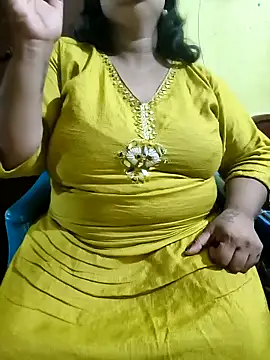 Snapshot of Swapna_Hyd chatting on October 19, 9:33 am Swapna Hyd online show from October 19, 9:33 am