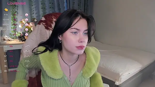 Vanellopes online show from October 13, 1:47 pm