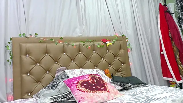 didoelizabeth online show from December 18, 3:17 pm