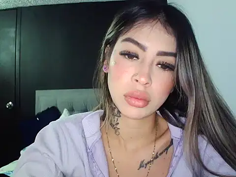 VIOLETT SATOMI online show from November 26, 2:56 am