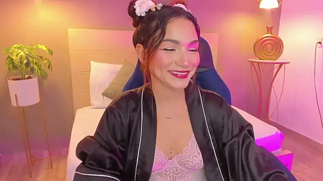 Snapshot of luma_sky_ chatting on September 28, 3:13 am luma sky online show from September 28, 3:13 am