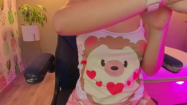 Snapshot of luma_sky_ chatting on September 30, 3:12 am luma sky online show from September 30, 3:12 am