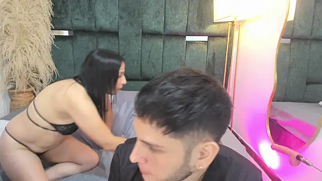 Snapshot of Charlotte_Brian chatting on October 1, 12:48 am Charlotte Brian online show from October 1, 12:48 am