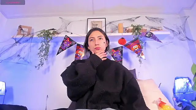 Vampgyal online show from November 3, 8:13 pm