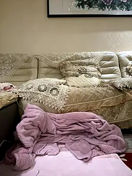 Snapshot of anna_yngs chatting on October 17, 1:20 am anna yngs online show from October 17, 1:20 am