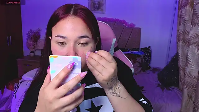 Leakitten online show from September 17, 8:07 pm