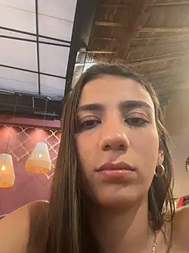 -juicy  online show from November 8, 10:37 pm