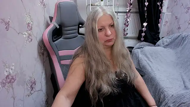 silver moon light online show from October 19, 8:11 pm