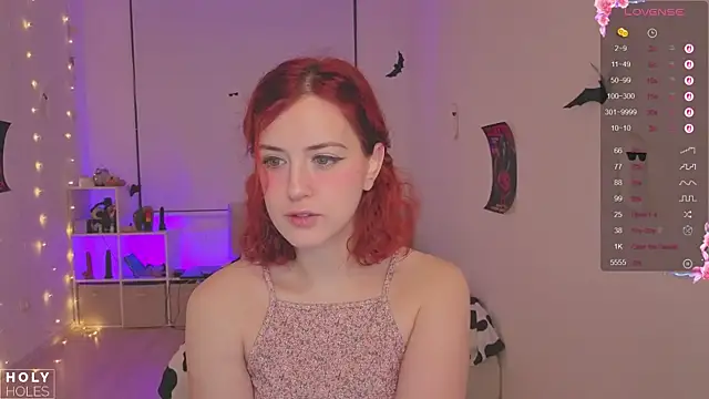 bananasgirl online show from November 12, 5:27 am