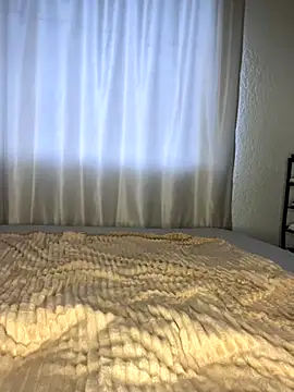 Snapshot of Yasmin777_ chatting on September 27, 10:17 pm Yasmin777  online show from September 27, 10:17 pm