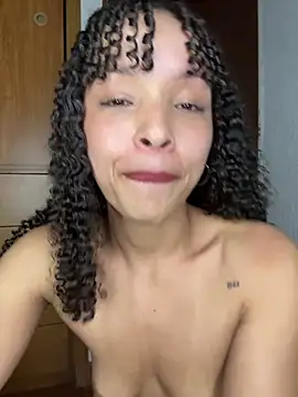 Yasmin777  online show from March 20, 11:31 pm