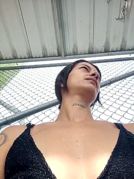 Snapshot of Akasha001 chatting on September 28, 1:49 pm Akasha001 online show from September 28, 1:49 pm