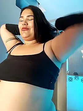 Snapshot of LucyColleen chatting on September 11, 10:21 pm LucyColleen online show from September 11, 10:21 pm