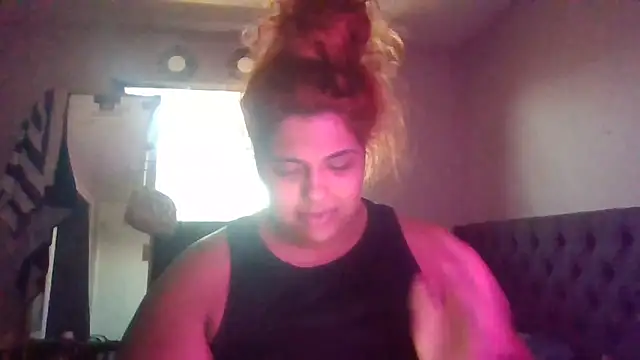 1n0nlythroat online show from April 14, 8:31 pm