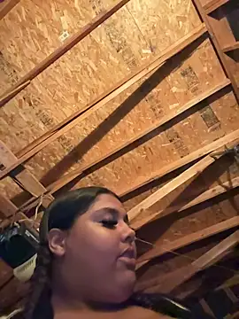 Snapshot of 1n0nlythroat chatting on October 15, 4:26 am 1n0nlythroat online show from October 15, 4:26 am