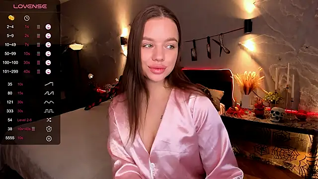 Snapshot of marydreams_ chatting on October 28, 8:20 am marydreams online show from October 28, 8:20 am