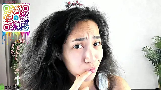 Snapshot of FlirtyAura chatting on September 21, 4:00 am FlirtyAura online show from September 21, 4:00 am