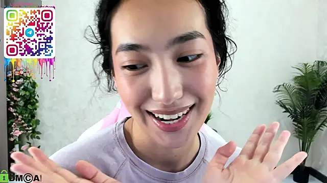 Snapshot of FlirtyAura chatting on October 14, 2:25 am FlirtyAura online show from October 14, 2:25 am