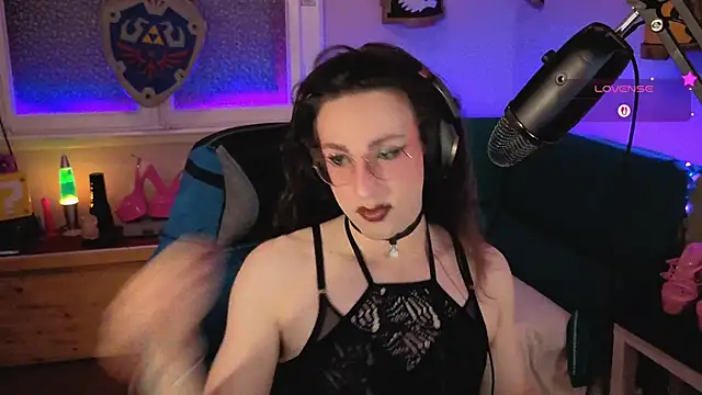 Zesty Peach online show from June 6, 10:49 pm