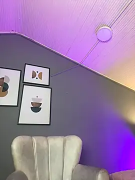 BellaFernandez   online show from September 23, 11:52 am