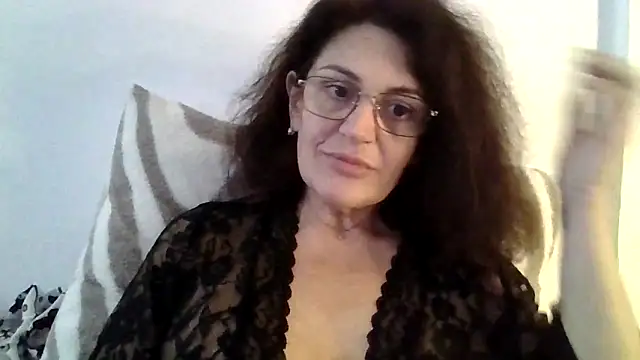 RubyyRosee online show from October 17, 1:47 pm