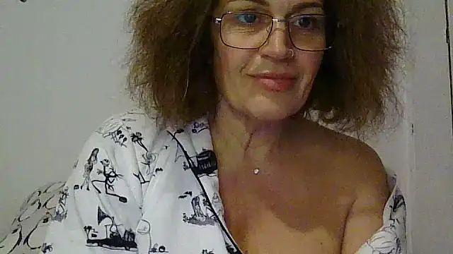 RubyyRosee online show from November 15, 10:33 pm