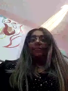 Lovelyrainn online show from November 7, 10:25 pm