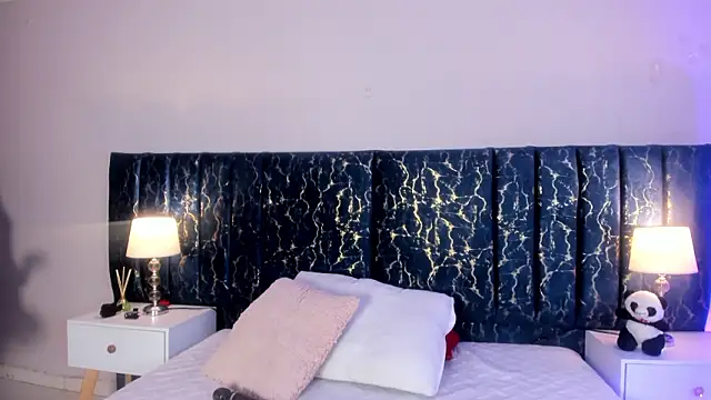 katte landerr online show from February 17, 1:21 pm