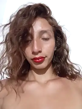 Snapshot of amelie_sex chatting on October 17, 11:08 pm amelie sex online show from October 17, 11:08 pm