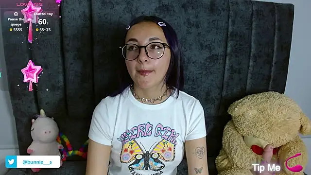 Littlee Bunny  online show from September 20, 12:58 pm