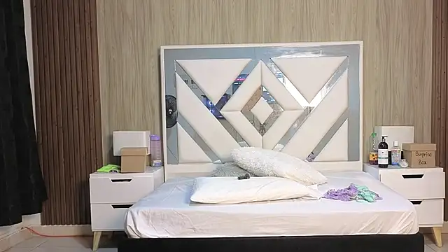 Lisa sweetas online show from February 13, 1:29 am