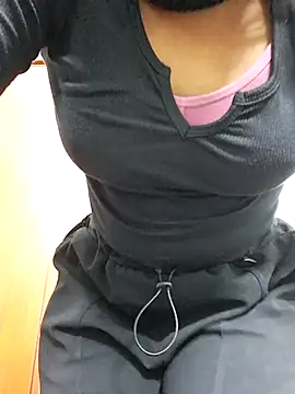 Snapshot of maya_telugu_22 chatting on September 18, 5:11 pm maya telugu 22 online show from September 18, 5:11 pm