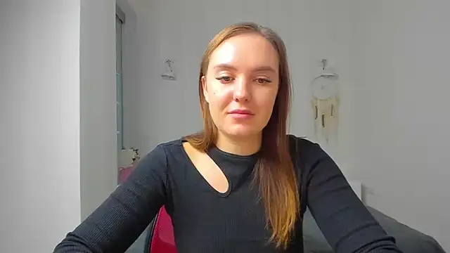 EmmaNorman online show from October 13, 2:31 pm