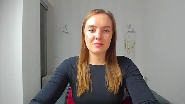 EmmaNorman online show from October 2, 8:03 pm