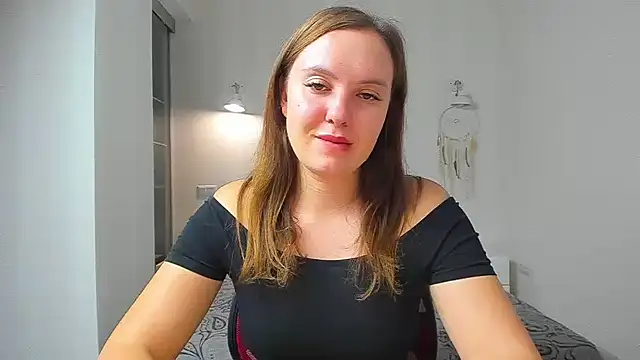 EmmaNorman online show from September 21, 8:07 pm