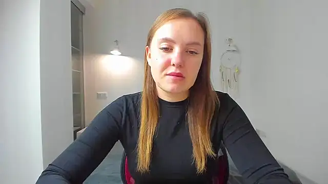 EmmaNorman online show from October 1, 8:03 pm