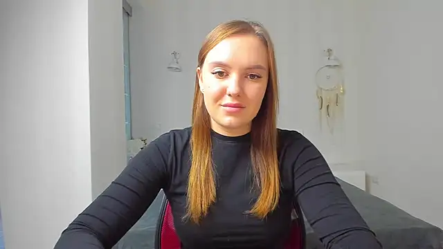 EmmaNorman online show from October 12, 2:30 pm