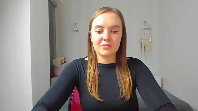 EmmaNorman online show from October 10, 5:07 pm