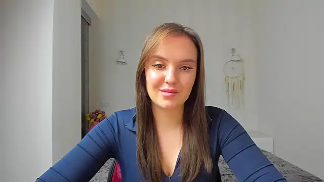 EmmaNorman online show from November 4, 3:28 pm