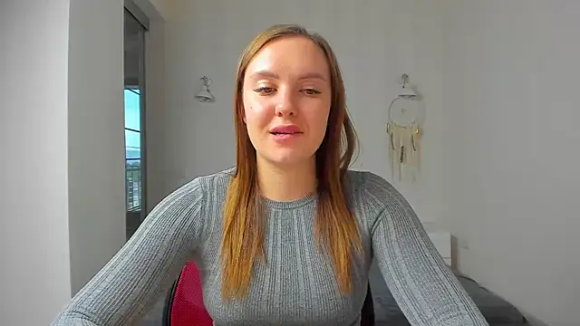 EmmaNorman online show from September 29, 3:17 pm